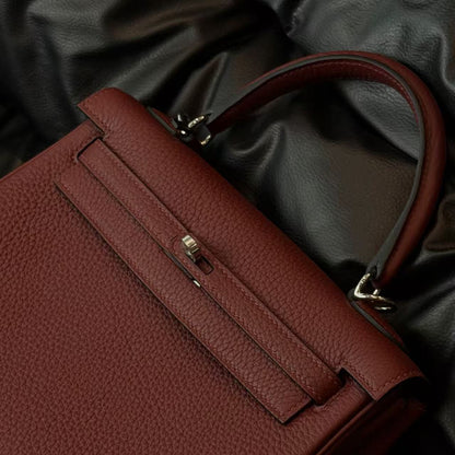 G014 Rouge H 55 Togo Leather