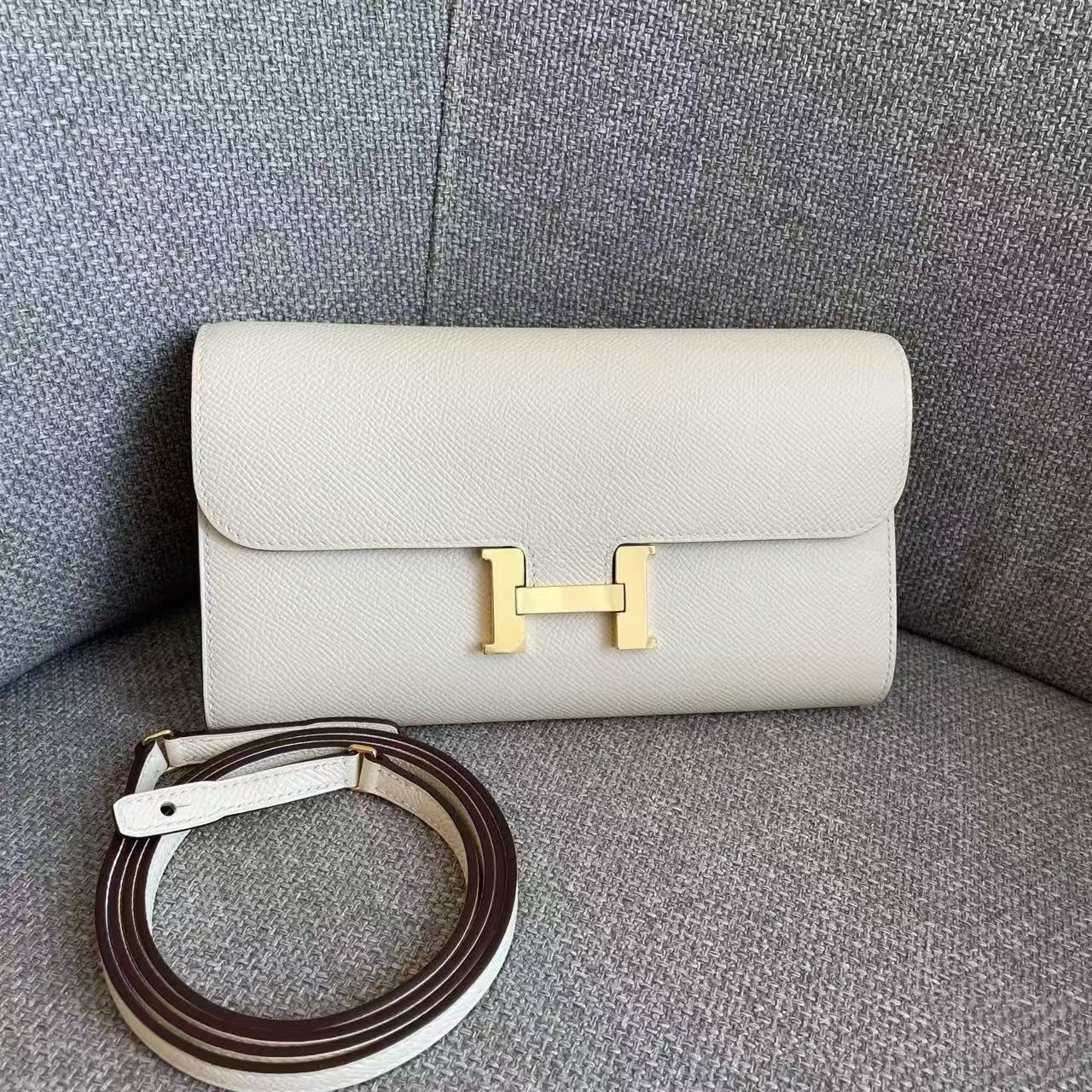 G010 Craie 10 Togo Leather
