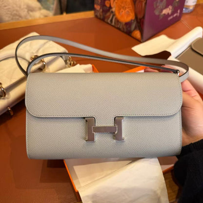 G037 Bleu Glacier 8U Togo Leather