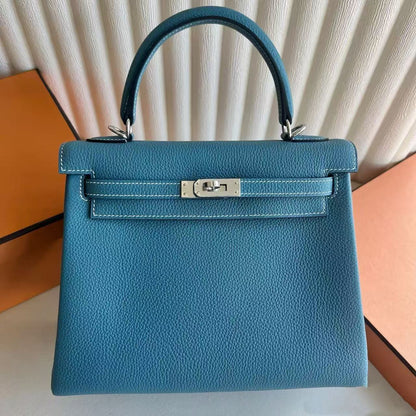 G032 Bleu Jean 75 Togo Leather