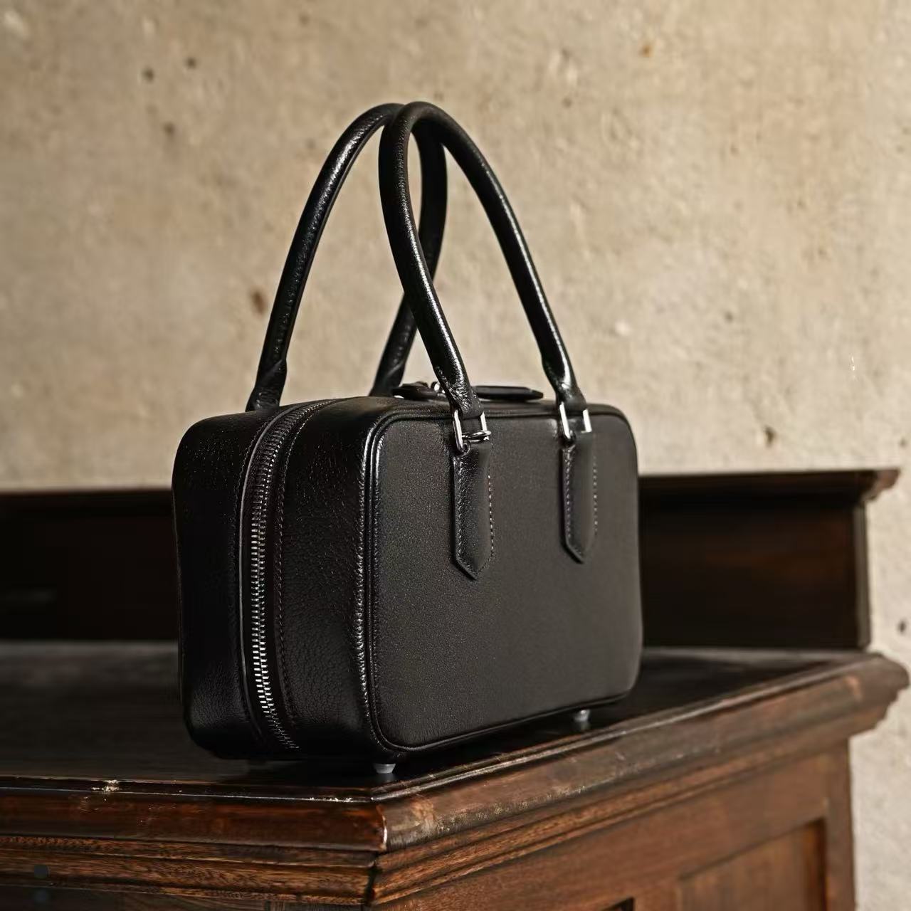 S001 Black French Alran Sully Leather