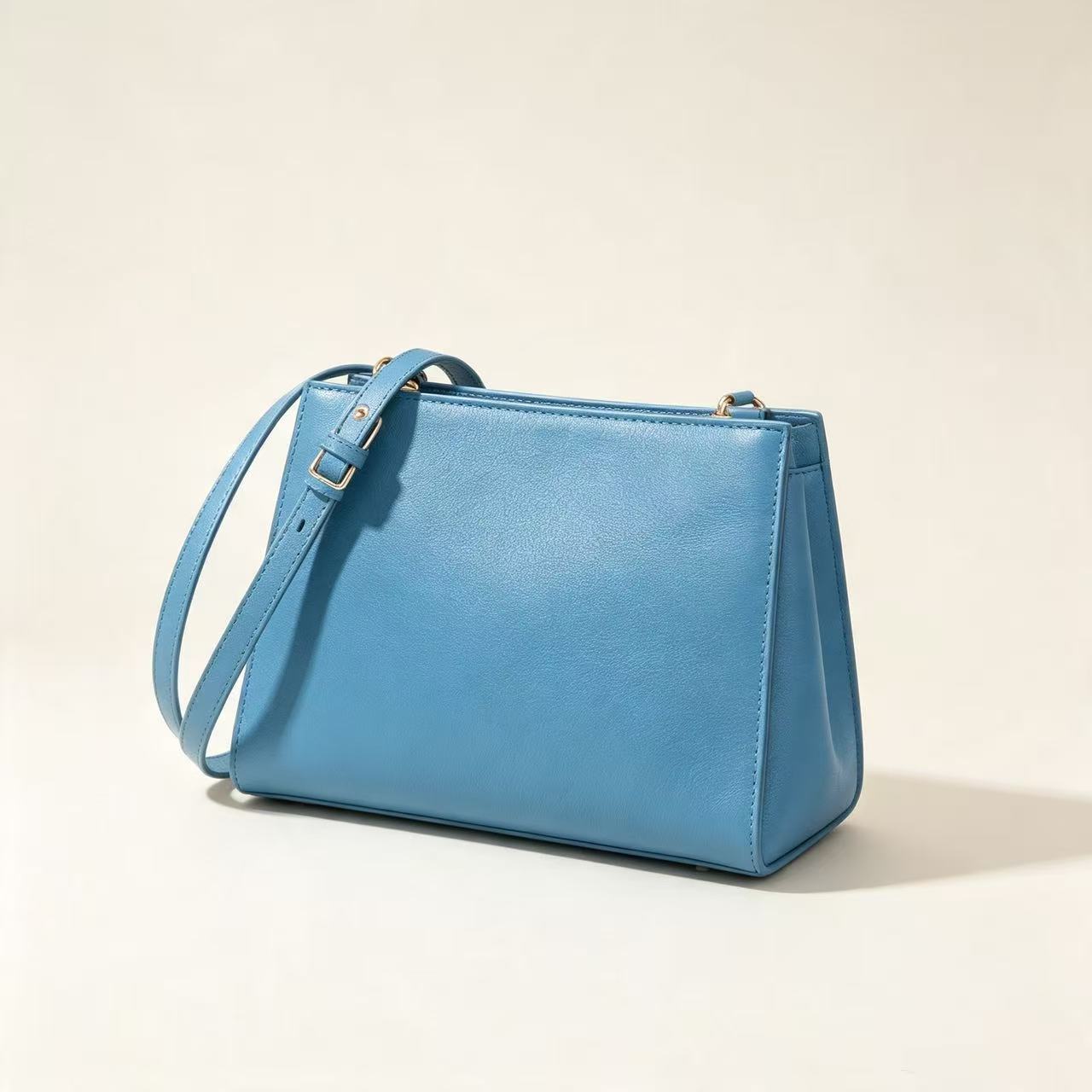 S023 Sky Blue French Alran Sully Leather