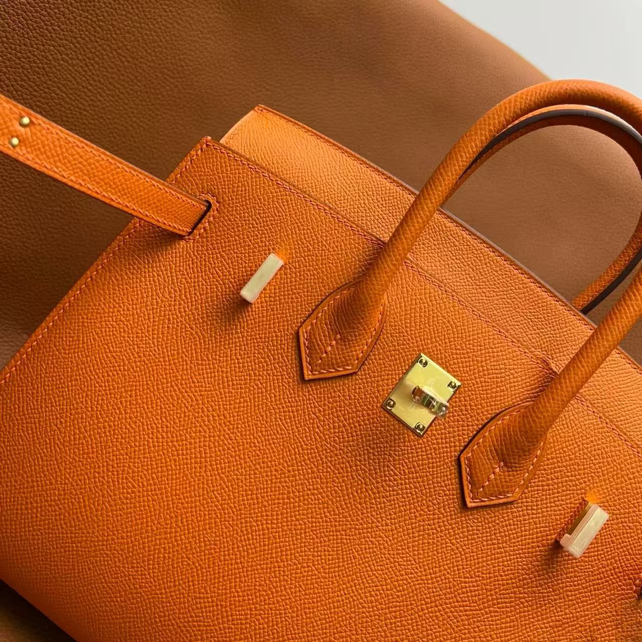 P032 Orange Hermes 93 EP Leather
