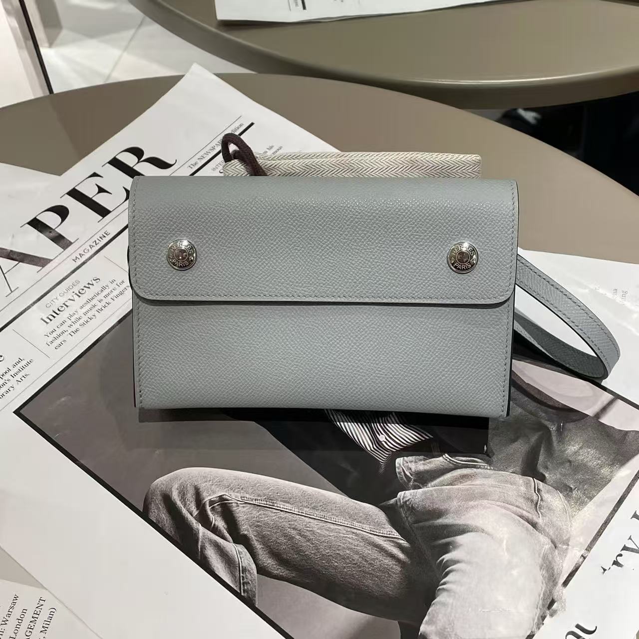 P055 Bleu Glacier 8U EP Leather