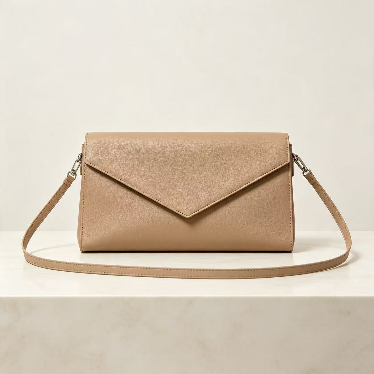E006 Ficelle EVE Leather