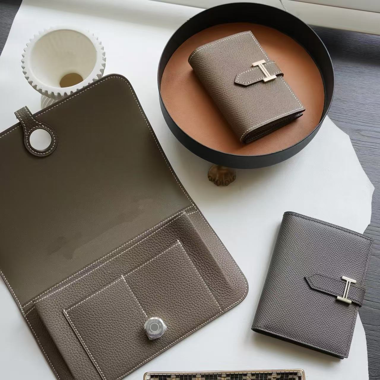 G003 Gris Etoupe 8C Togo Leather