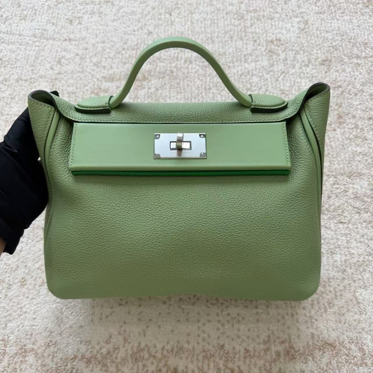 G050 Vert Criquet 3I Togo Leather