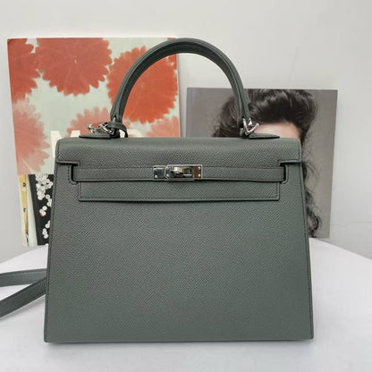 P039 Vert Amande 63 EP Leather