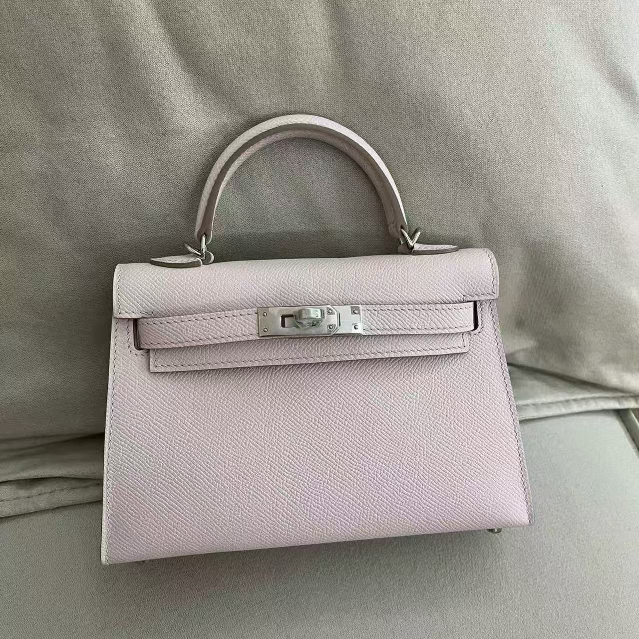 P027 Mauve Pale 09 EP Leather