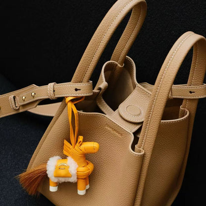 G056 Biscuit 4B Togo Leather