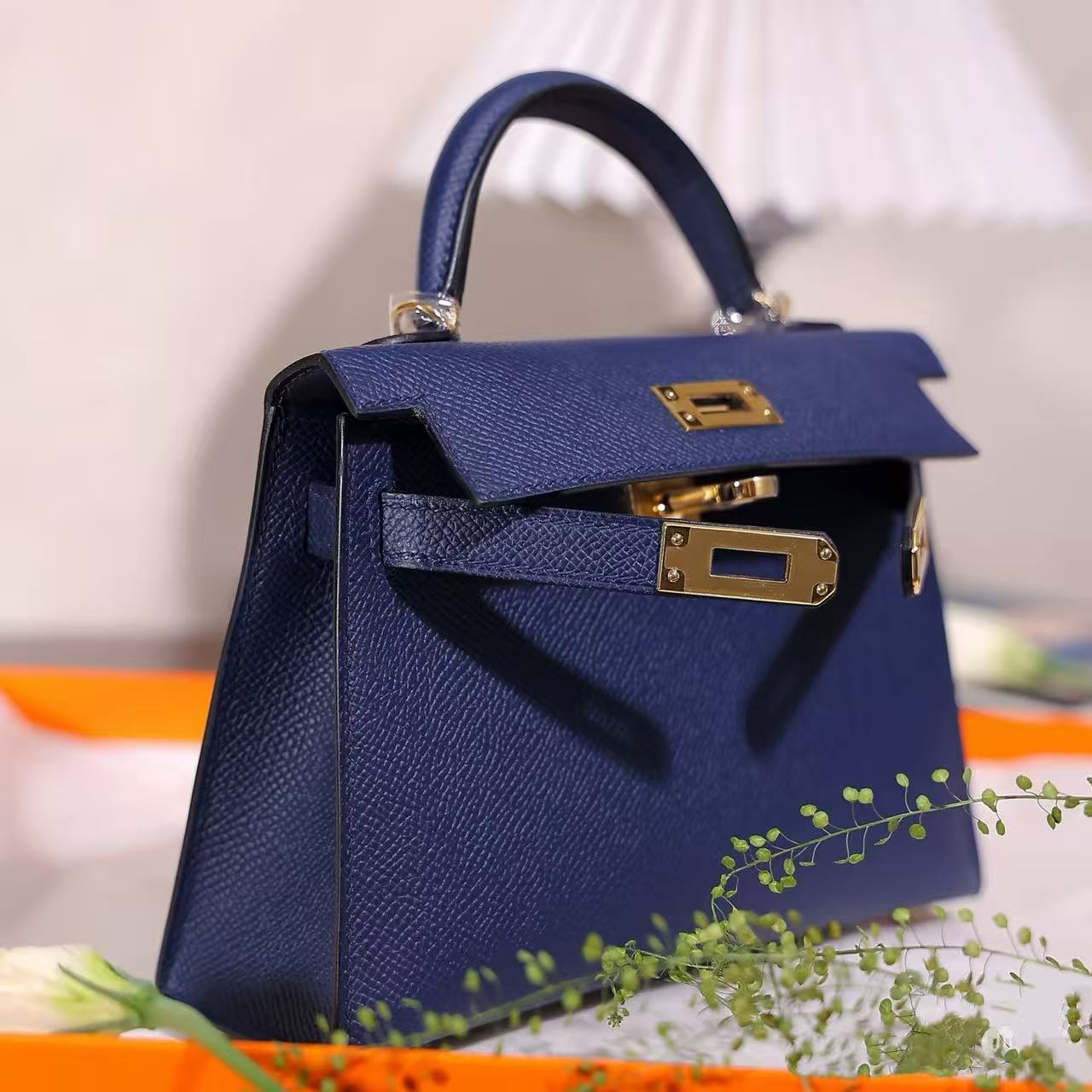 P047  Bleu Abysse 7K EP Leather