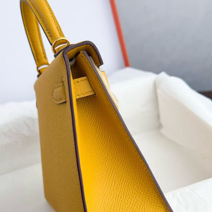 P034 Jaune de Naples 9O EP Leather
