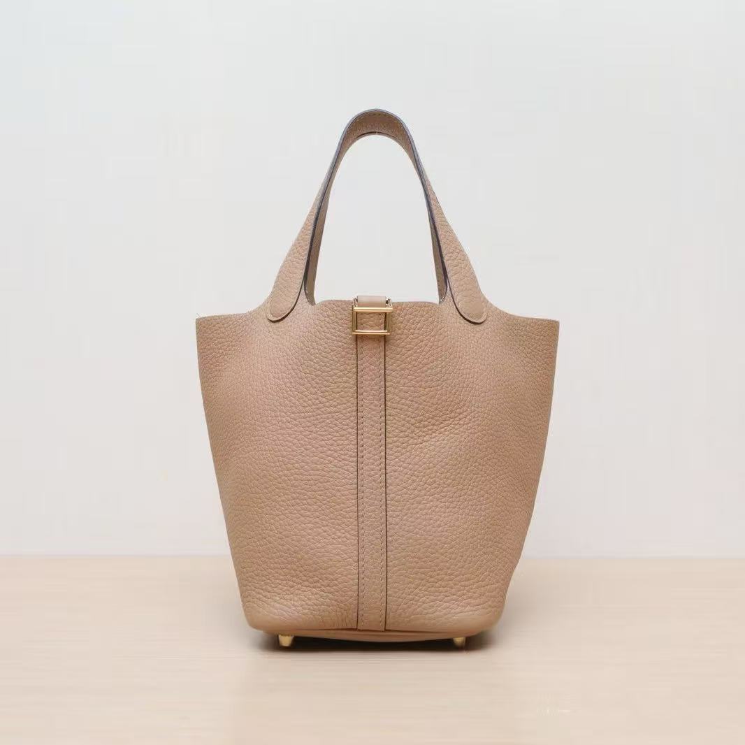G057 Chai 0M Togo Leather