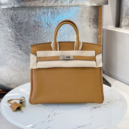 G055 Sesame 2S Togo Leather