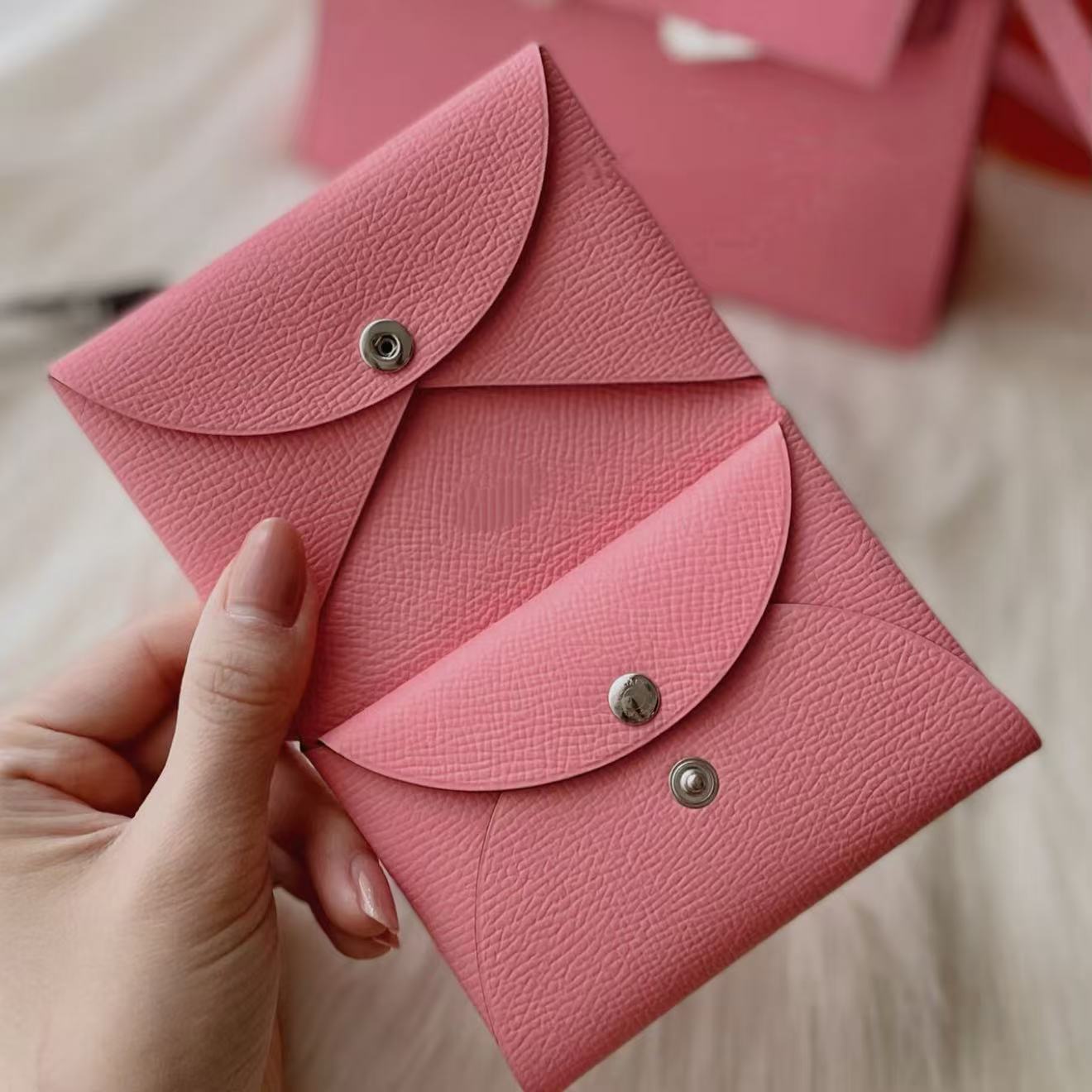 P021 Rose Confetti 1Q EP Leather