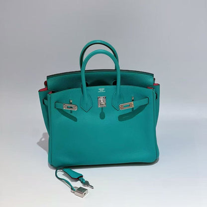 G048 Vert Verone U1 Togo Leather