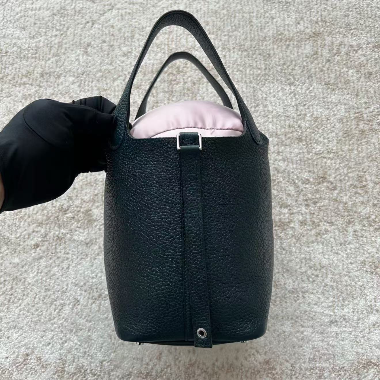 G041 Vert Cypress 6O Togo Leather