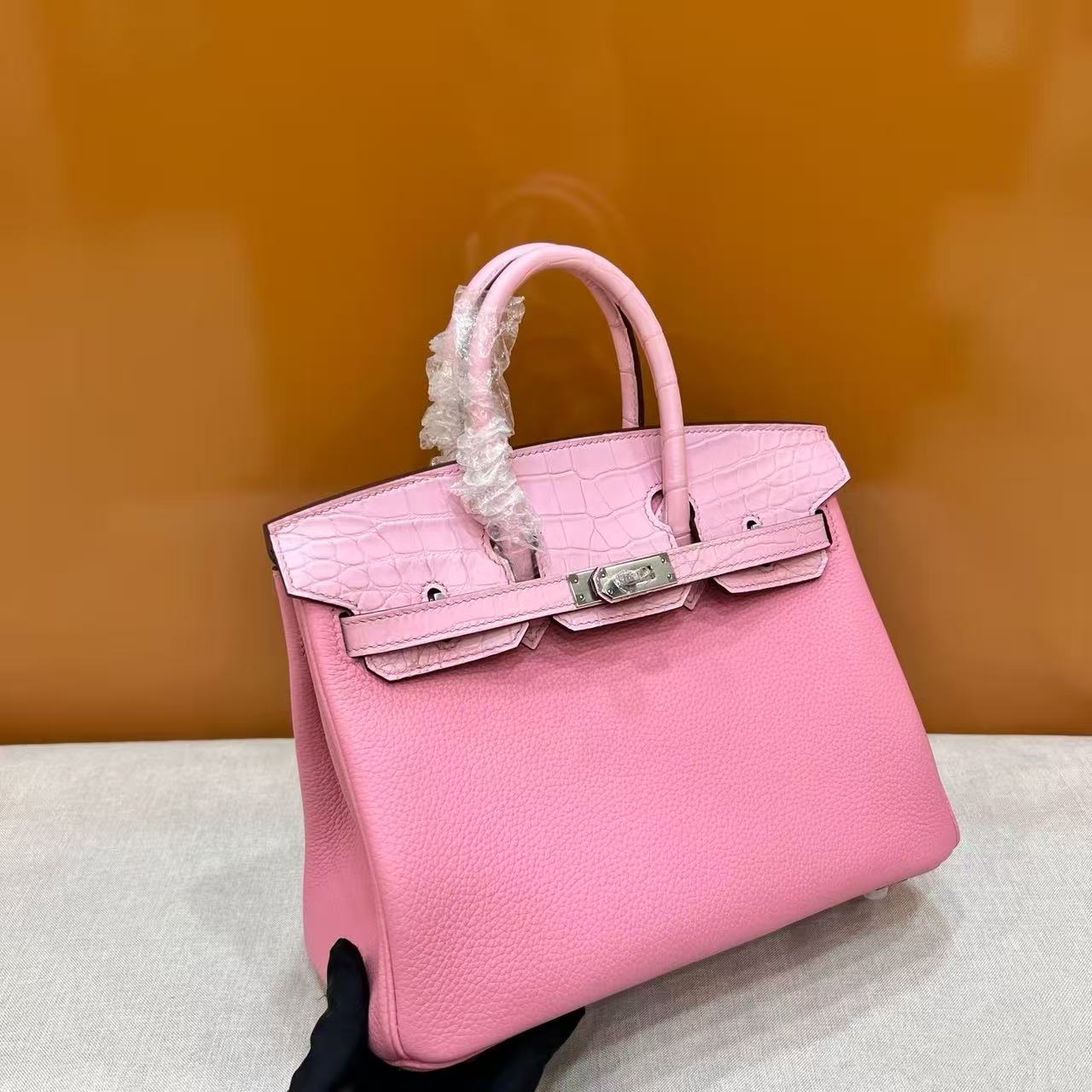 G021 Pink 5P Togo Leather