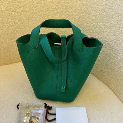 G047 Vert Vertigo U4 Togo Leather