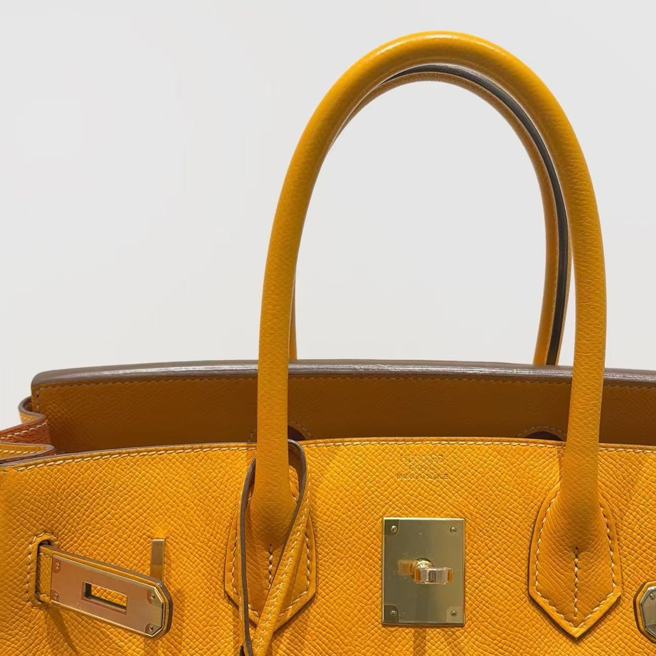 P033 Jaune Ambre 9D EP Leather